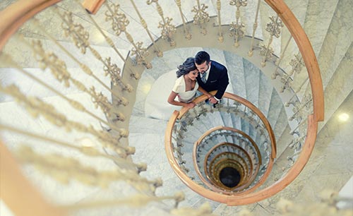 Photographe Mariage Luxe Rennes - Photo des mariés dans un château